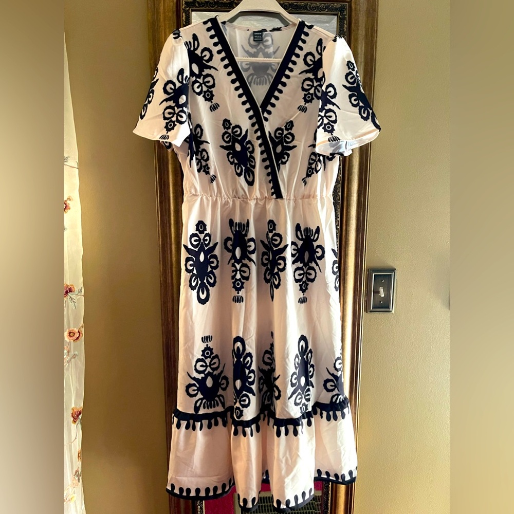Dress size large SHEIN new without tags!